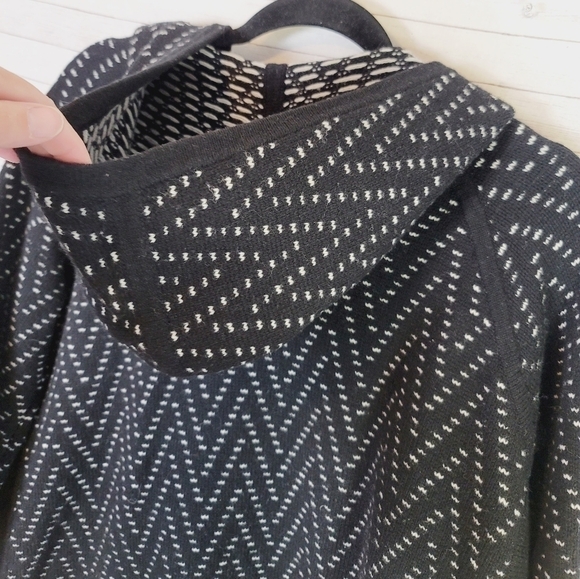 MADEWELL Hooded Herringbone Cardigan Sweater in Black, sz XS - Picture 13 of 16